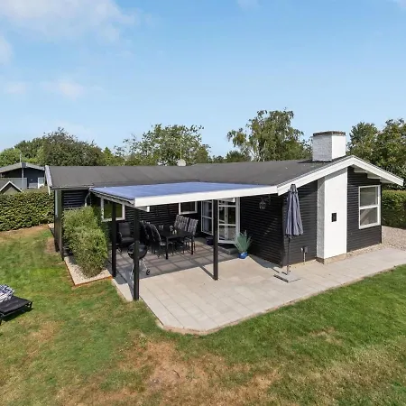 Holiday home Westman - 200m From The Sea In Se Jutland By Interhome
