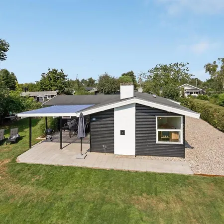 Holiday home Westman - 200m From The Sea In Se Jutland By Interhome